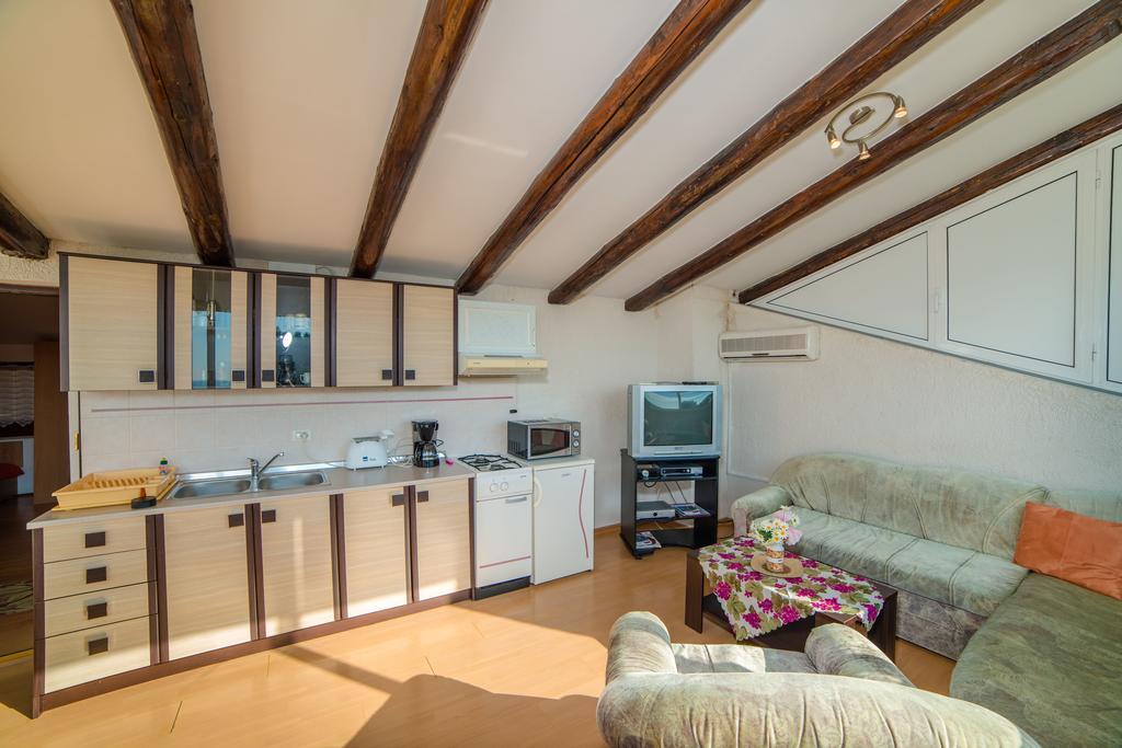 Apartments Daria Rovinj Room photo
